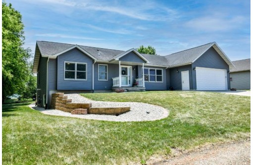 415 Sunset Drive, Lodi, WI 53555