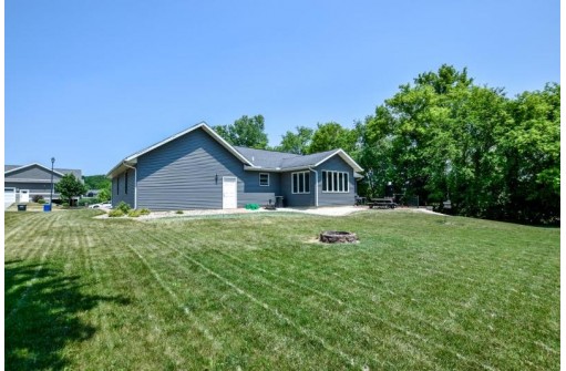 415 Sunset Drive, Lodi, WI 53555