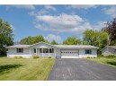 1207 E Cooper Drive, Edgerton, WI 53534