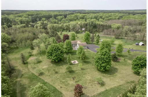 N7088 2nd Drive, Westfield, WI 53964