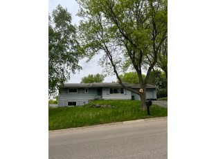 5208 Broadhead Street McFarland, WI 53558