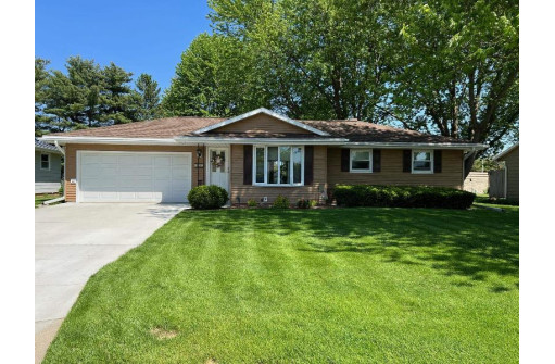 1708 Ontario Drive, Janesville, WI 53545