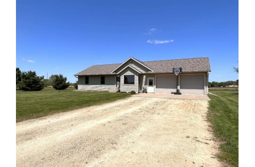 7826 Jackpine Avenue, Sparta, WI 54656