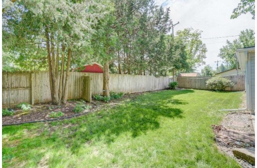 1001 Douglas Trail, Madison, WI 53716