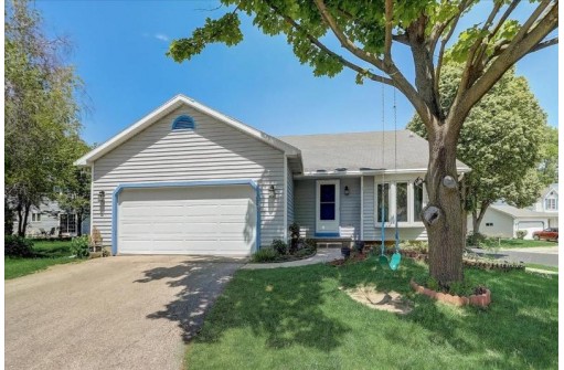 7122 E Valley Ridge Drive, Madison, WI 53719