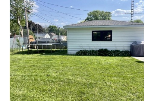 1315 S Pearl Street, Janesville, WI 53546