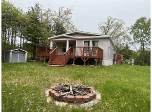 285 Edgewood Drive Oxford, WI 53952