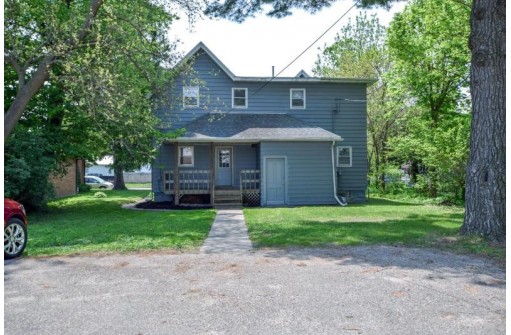 114 6th Avenue, Baraboo, WI 53913