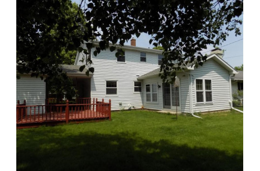 2424 Mt Vernon Avenue, Janesville, WI 53545