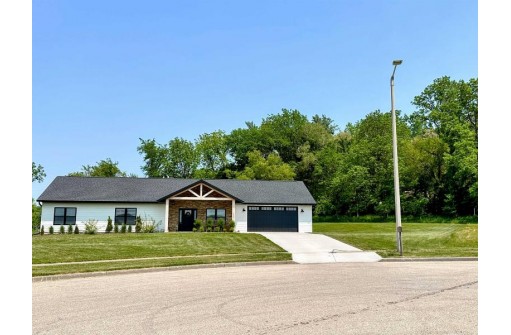 2309 Stephanie Circle, Prairie Du Chien, WI 53821