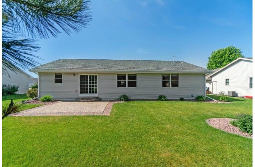 4457 Deer Point Drive, Janesville, WI 53546