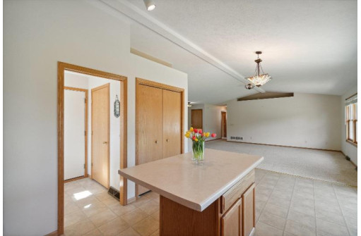 4457 Deer Point Drive, Janesville, WI 53546