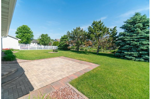 4457 Deer Point Drive, Janesville, WI 53546