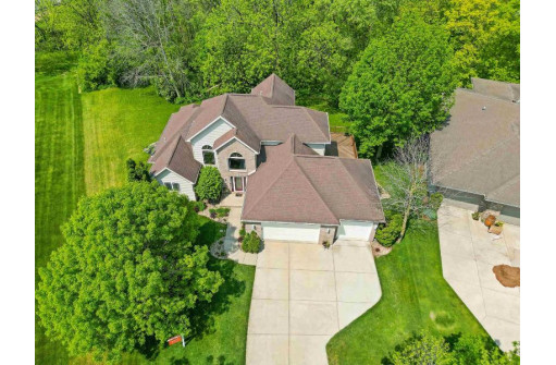 157 Glen View Road, Mount Horeb, WI 53572