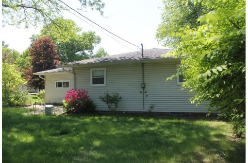 326 N Howard Street, Princeton, WI 54968-0000