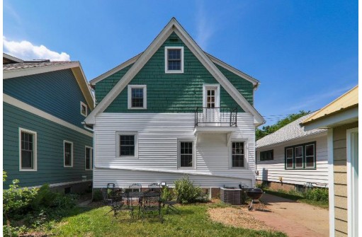 1833 Helena Street, Madison, WI 53704