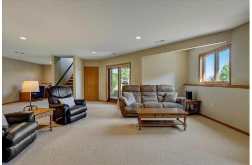 6472 Harvest Moon Court, Waunakee, WI 53597