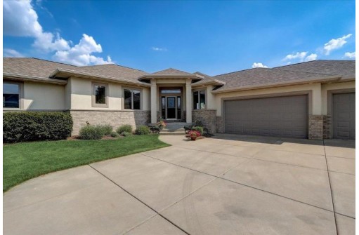 6472 Harvest Moon Court, Waunakee, WI 53597