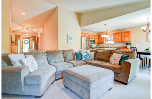 3954 Mammoth Trail, Madison, WI 53719