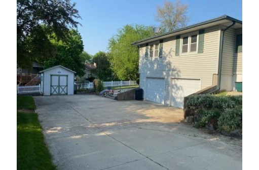 2826 Badger Lane, Madison, WI 53713