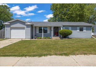 1816 Kensington Street Janesville, WI 53546