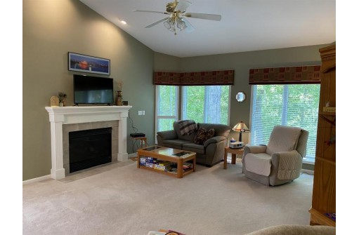 2909 Timber Lane, Janesville, WI 53548