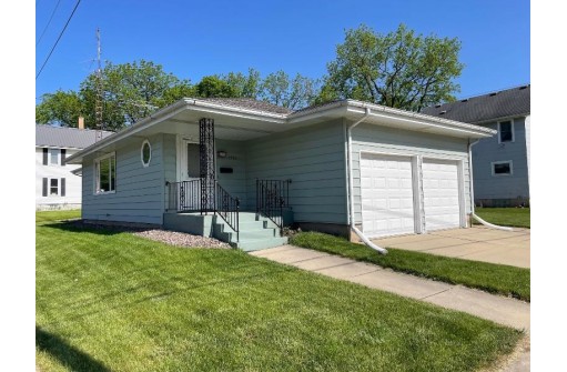 1302 22nd Avenue, Monroe, WI 53566