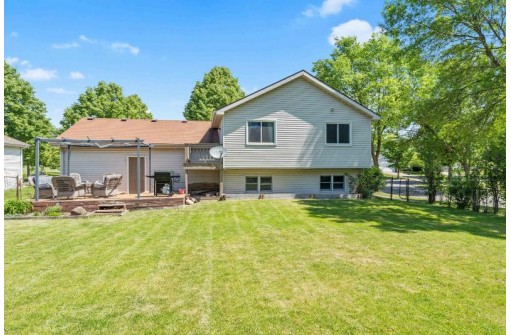 1913 Anhalt Drive, Madison, WI 53704