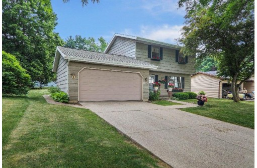 509 Wheeler Road, Madison, WI 53704-1218