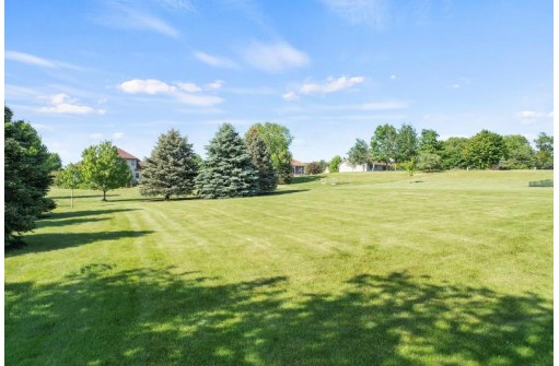 3004 Wyndwood Way, Sun Prairie, WI 53590