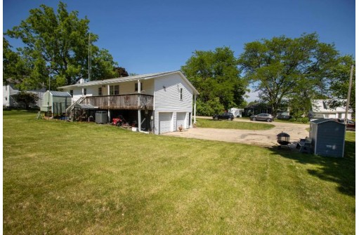 950 Henry Street, Platteville, WI 53818