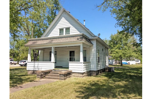 238 E Union Street, Lone Rock, WI 53556-3845