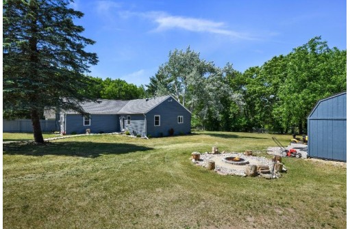 W10706 County Road V, Poynette, WI 53955