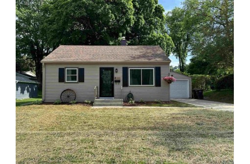 325 W Taft Street, Stoughton, WI 53589