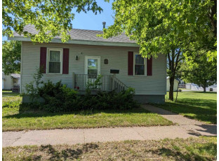 803 N Michigan Street Prairie Du Chien, WI 53821