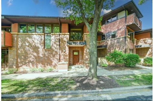 6745 Frank Lloyd Wright Avenue, Middleton, WI 53562