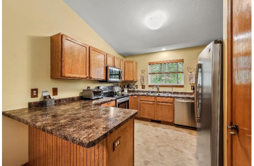 431 Morningside Drive, Deerfield, WI 53531-9492