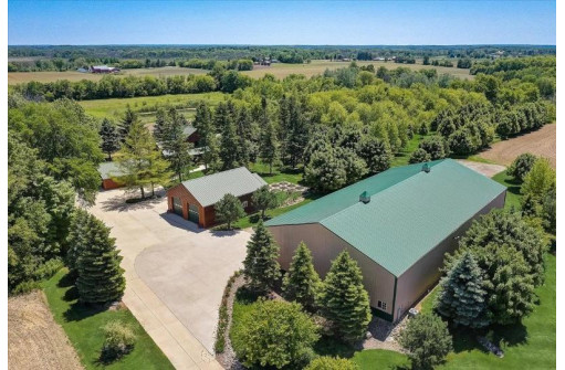 N6098 S Farmington Road, Helenville, WI 53137