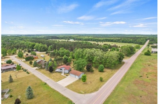 3395 3rd Drive, Oxford, WI 53952