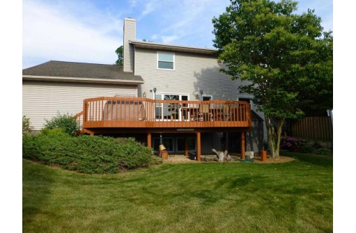 1012 Amberson Drive, Sun Prairie, WI 53590