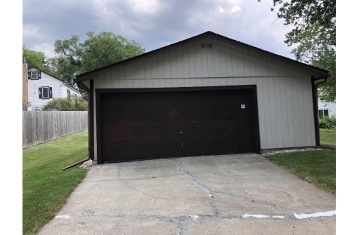 416 Linde Street, DeForest, WI 53532