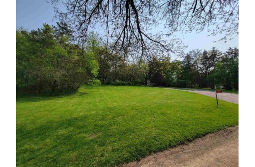 3027 N County Road E, Janesville, WI 53548