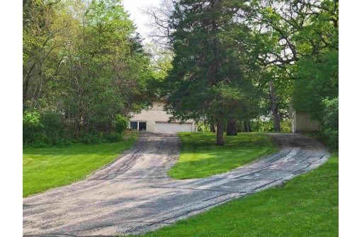 3027 N County Road E, Janesville, WI 53548