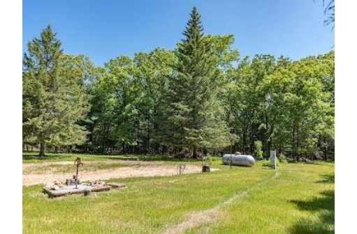 W5483 County Road G, New Lisbon, WI 53950