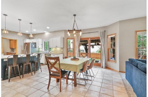 7201 Countrywood Lane, Madison, WI 53719