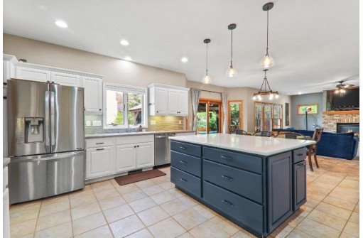 7201 Countrywood Lane, Madison, WI 53719