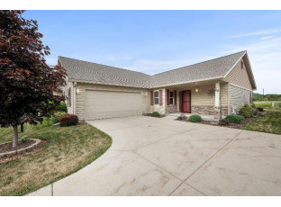 68 Berdella Court Cross Plains, WI 53528