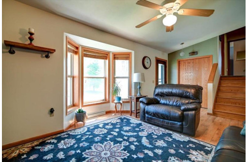 2918 Wayland Drive, Madison, WI 53713