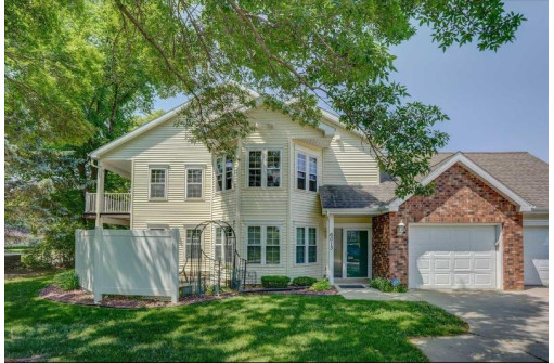 6013 Dell Drive, Madison, WI 53718