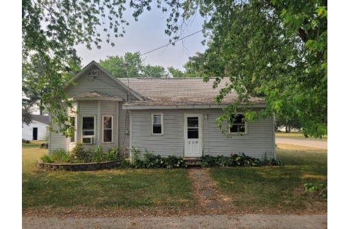 208 Wisconsin Street, Avoca, WI 53506